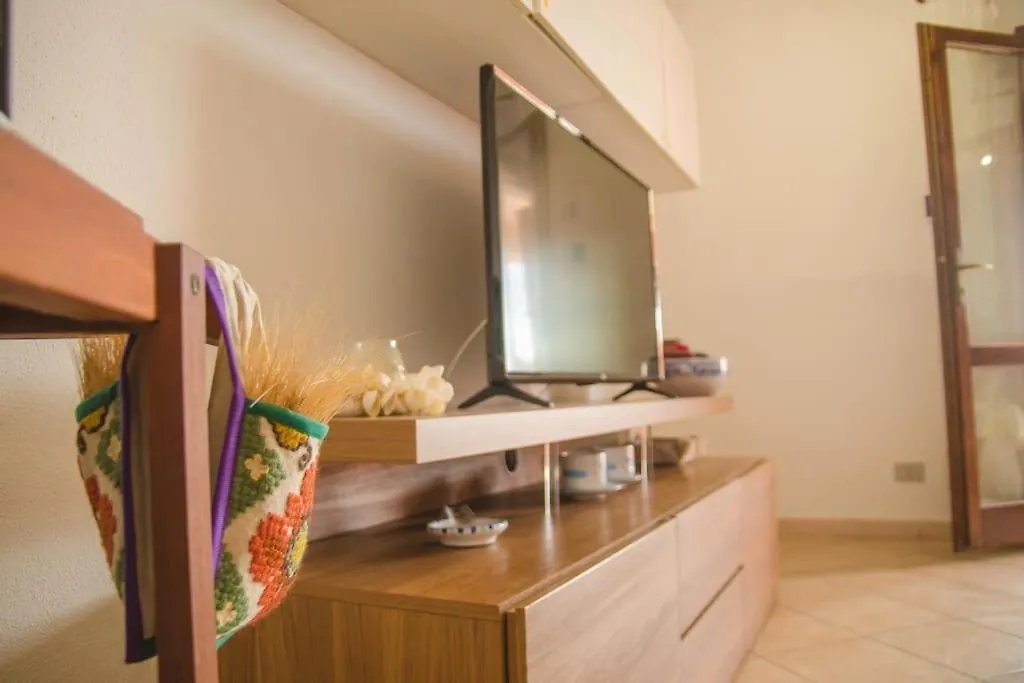 Domus De Sole -Sea View & 8 Minutes To San Teodoro Appartement Monte Petrosu