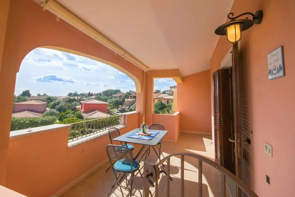 Domus De Sole -Sea View & 8 Minutes To San Teodoro Appartement Monte Petrosu Italië